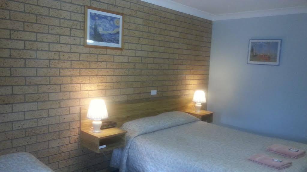 Three Ways Motel Gilgandra Kültér fotó